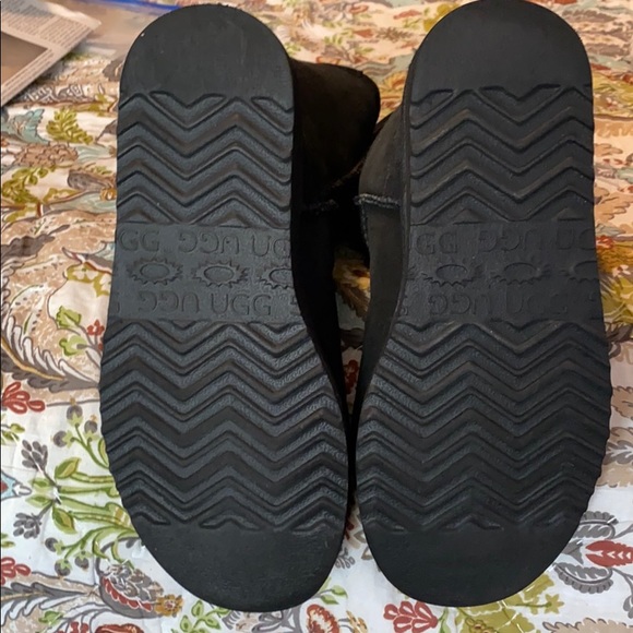 Black classic short UGG - Picture 5 of 5